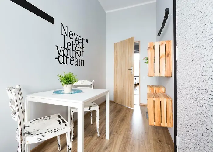 Dot - Pokoje I W Centrum Ostello Bielsko-Biała