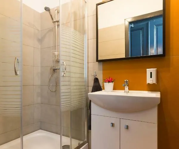 Dot - Pokoje I W Centrum *